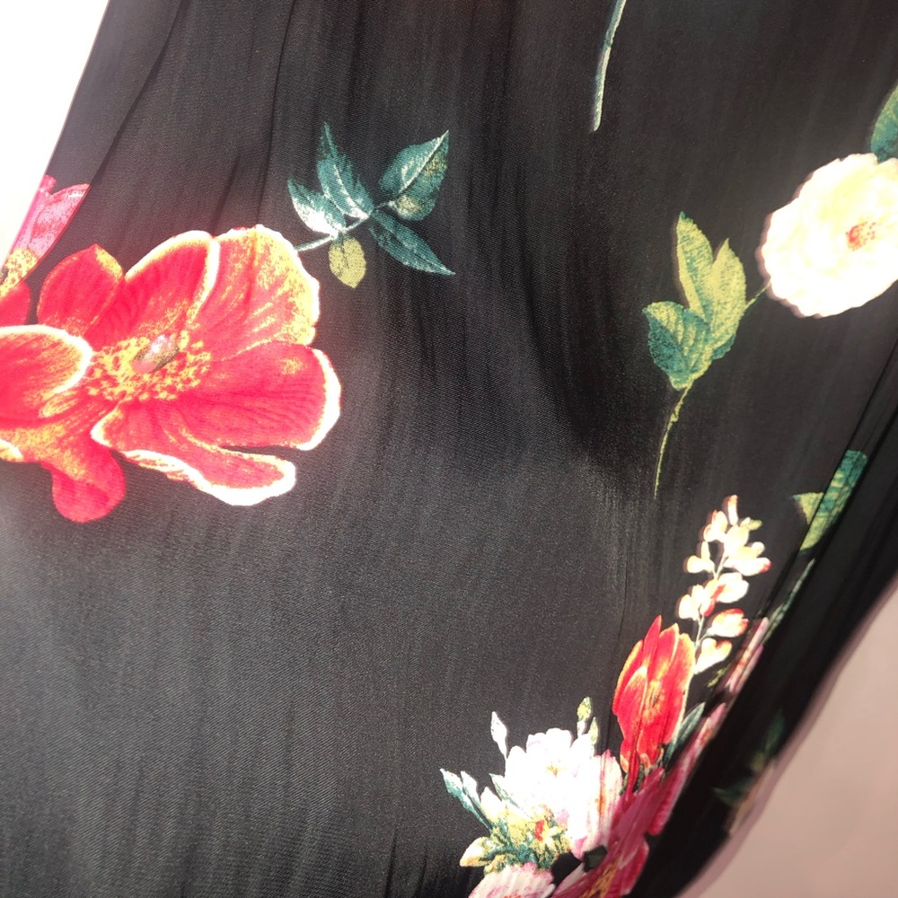 Floral Black Camisole Top - Picture 7 of 10